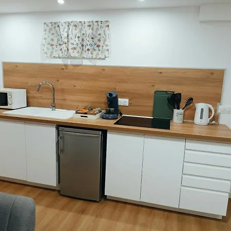 Cozy Avec Jardin Apartment